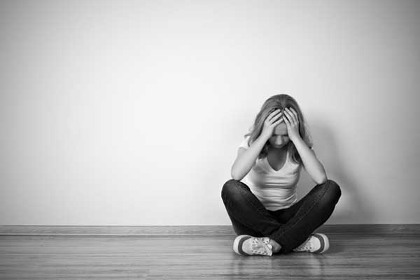 شکست های عاطفی از علل مهم خودکشی